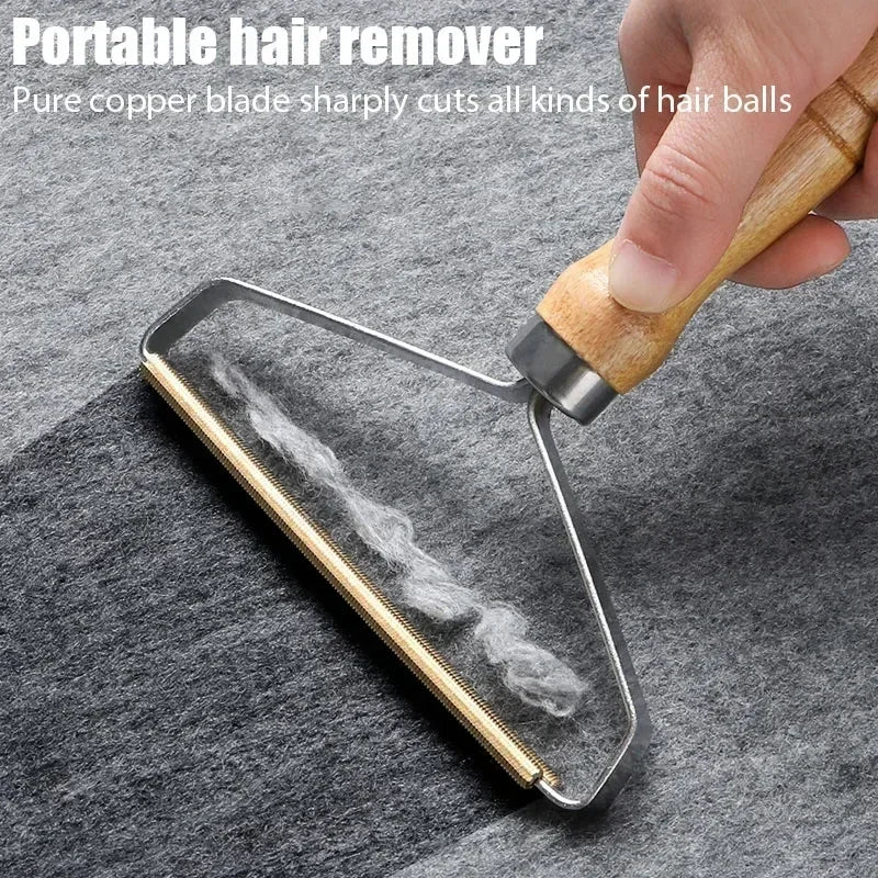Reusable Pet Hair Remover – Wooden Handle Lint & Fur Scraper